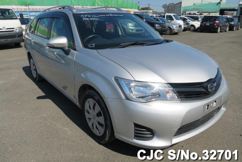 Toyota corolla fielder 2012