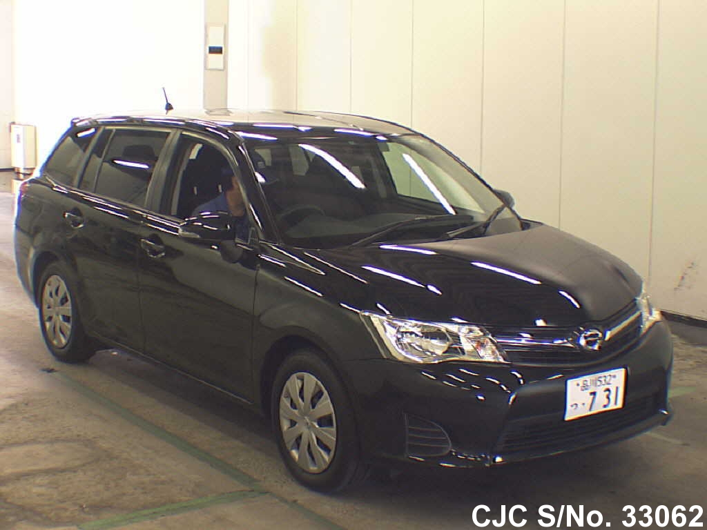 Toyota corolla fielder 2012