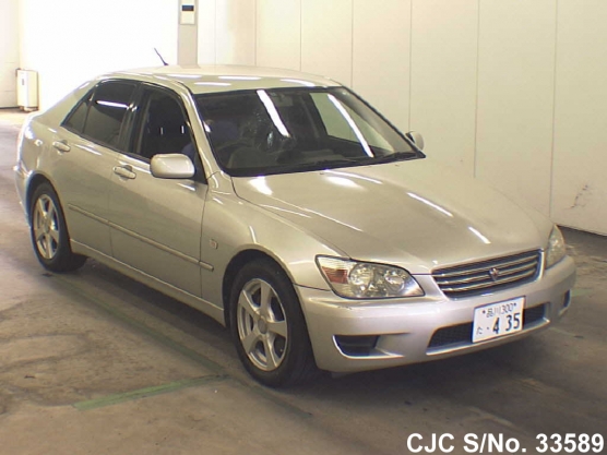 1999 Toyota / Altezza Stock No. 33589