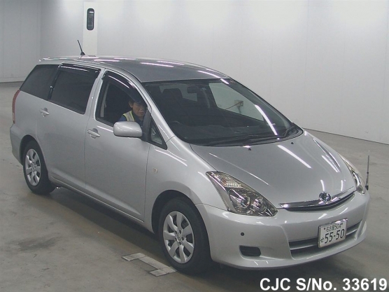 2007 Toyota / Wish Stock No. 33619