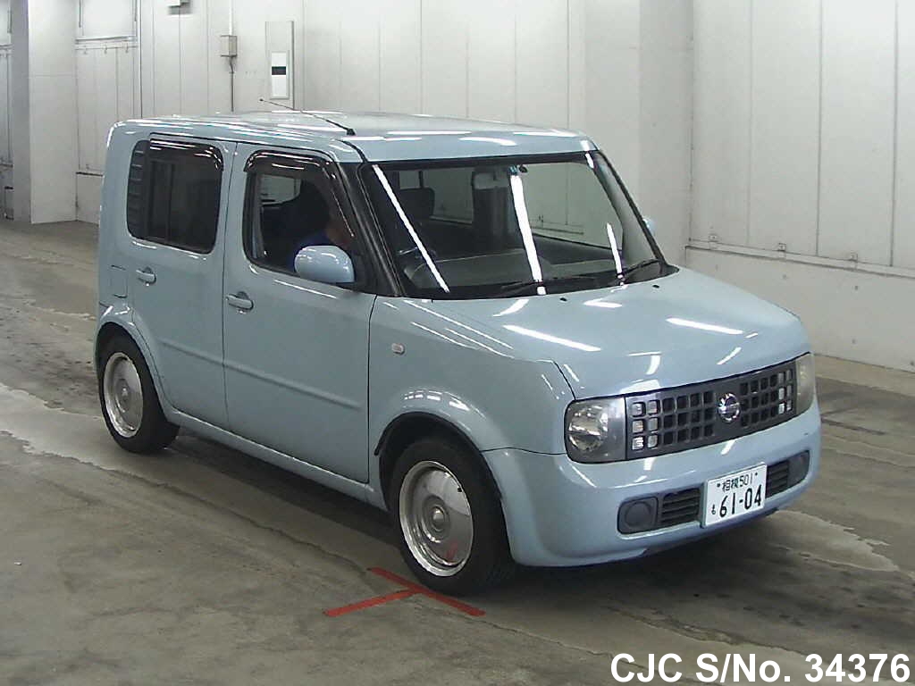 nissan cube blue