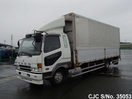 2001 Mitsubishi / Fuso Fighter Stock No. 35053