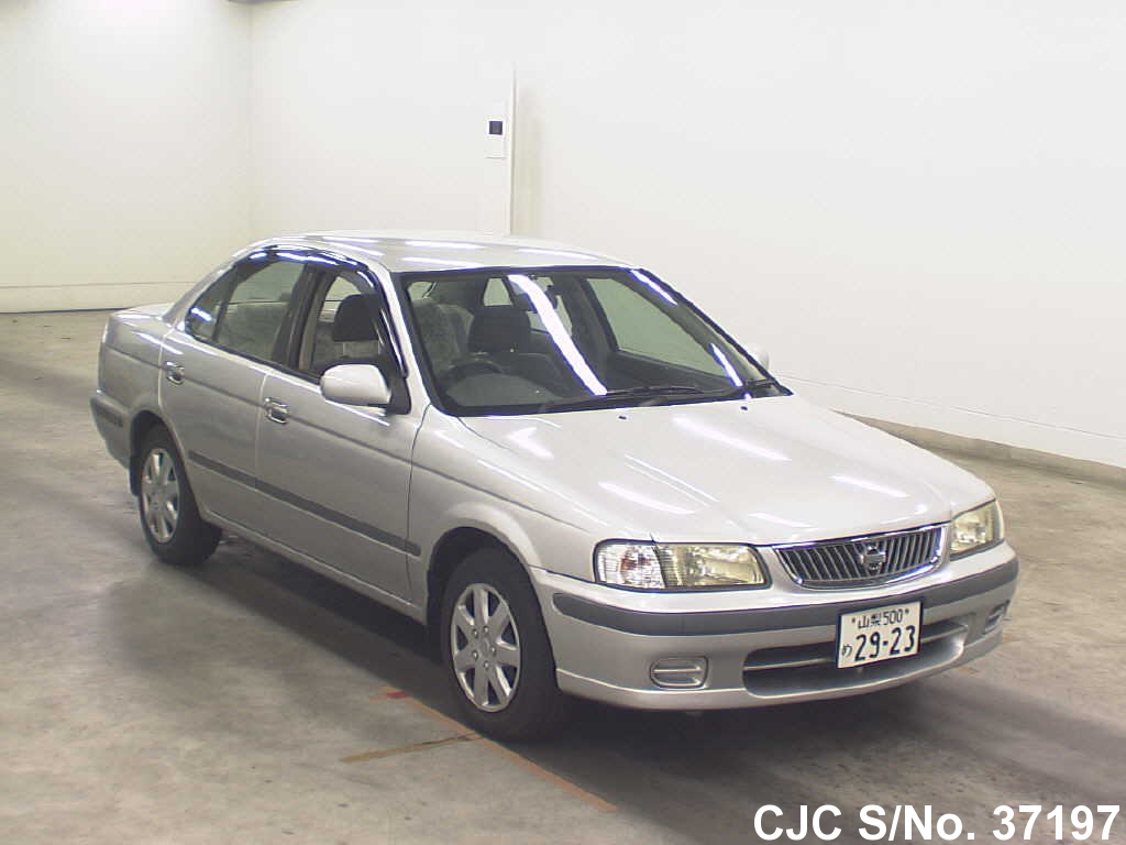 Nissan sunny 2000 год