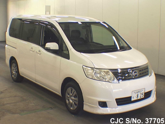 2008 Nissan / Serena Stock No. 37705