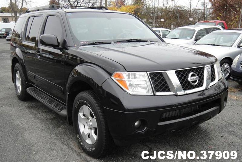 2006 black nissan pathfinder