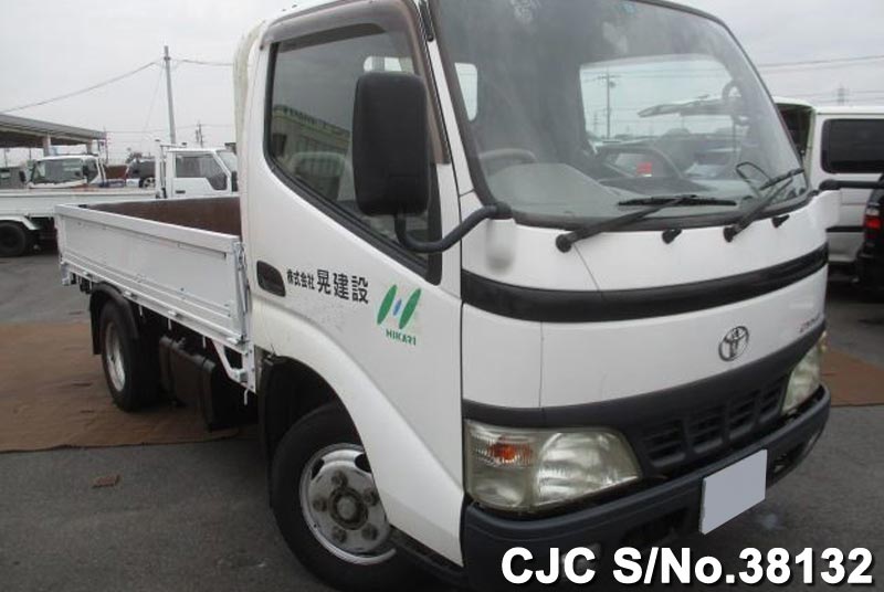 Toyota dyna 2004