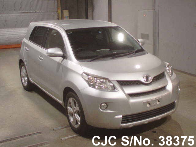 Toyota ist 2010