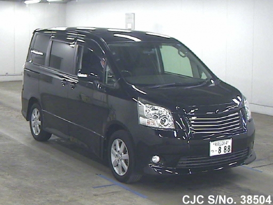 2009 Toyota / Noah Stock No. 38504