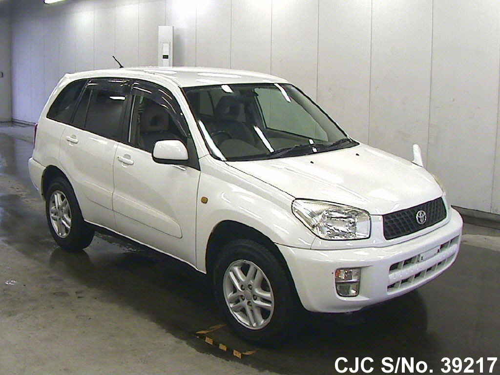 Toyota rav4 2001 год