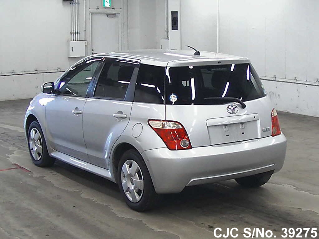 Toyota ist 2007