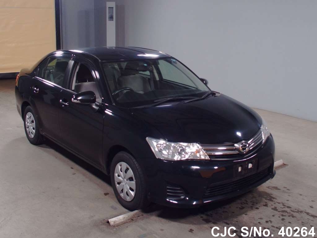 Toyota corolla axio 2012