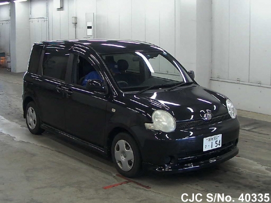 2003 Toyota / Sienta Stock No. 40335