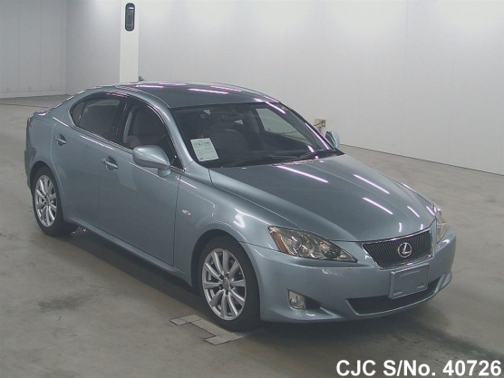 2005 lexus is250