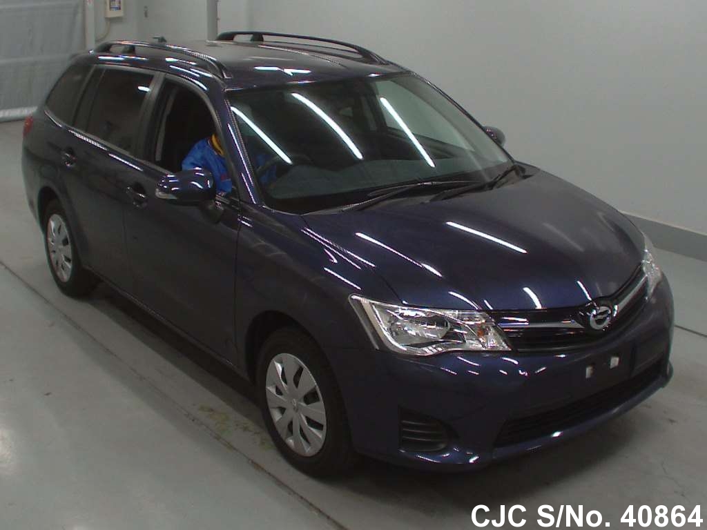 Toyota corolla fielder 2012