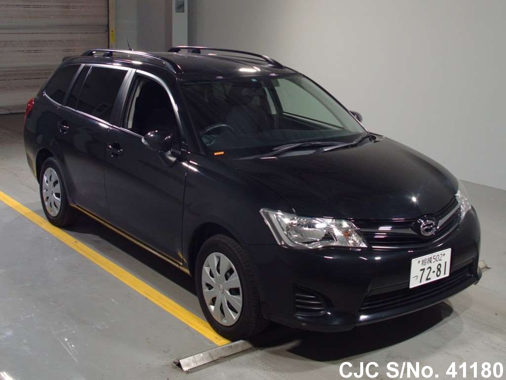 Toyota corolla fielder 2012