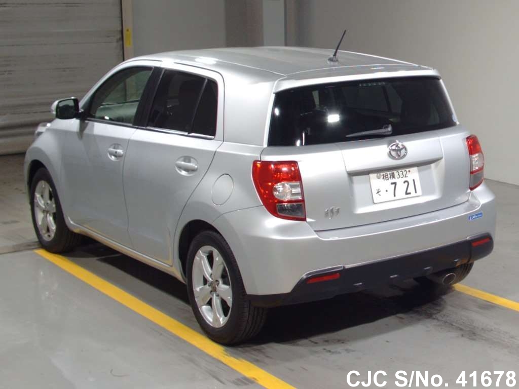 Toyota ist 2007