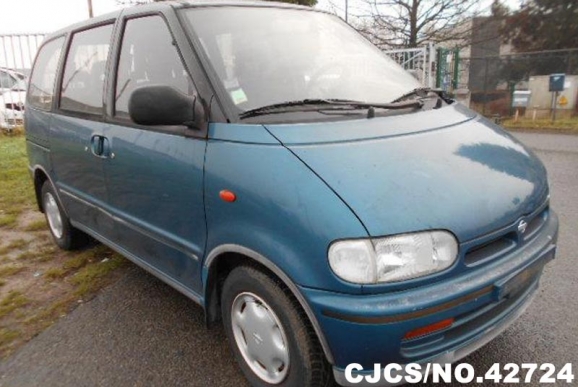 Nissan serena 2000 года