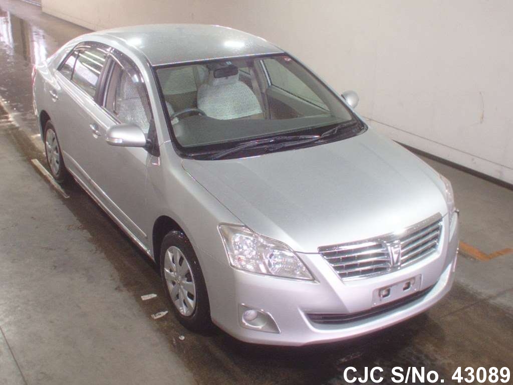 2011 toyota premio