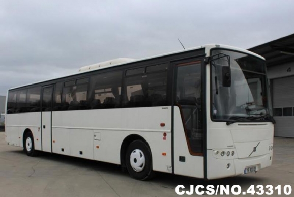 2005 Volvo / B7R  Stock No. 43310