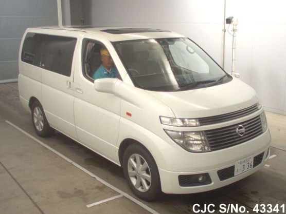 2002 Nissan / Elgrand Stock No. 43341