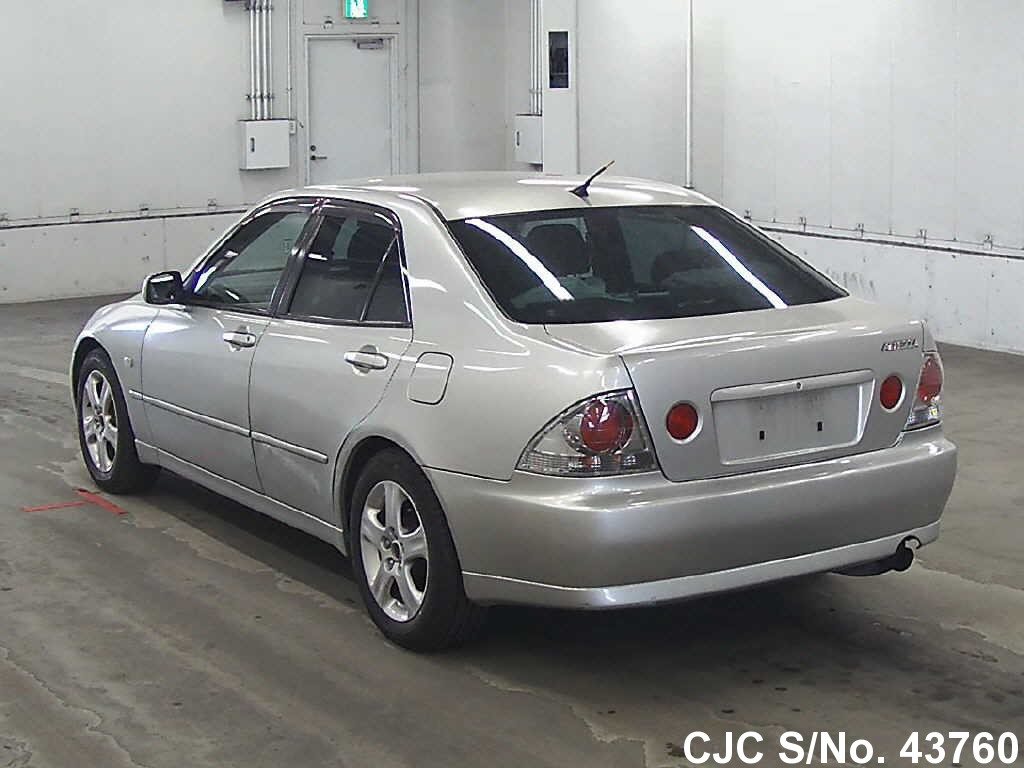 1999 Toyota Altezza Silver for sale | Stock No. 43760 | Japanese Used ...