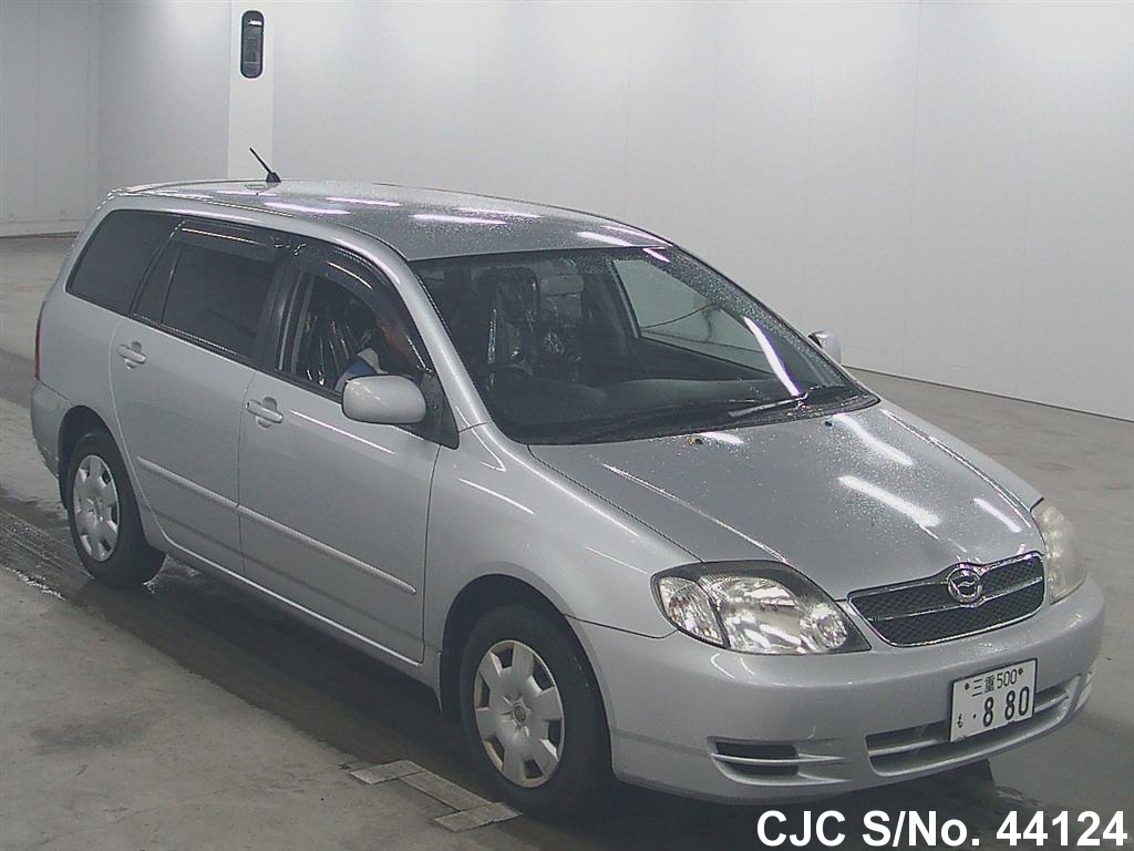 Toyota corolla fielder 2003