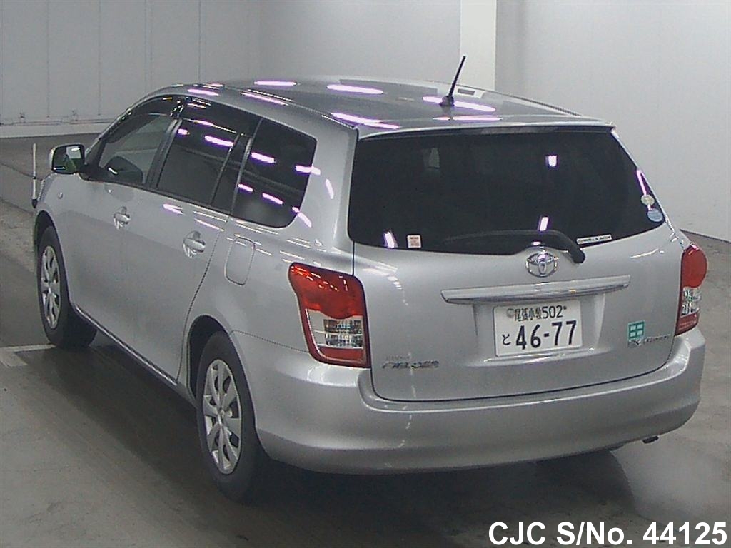 Toyota corolla fielder 2009