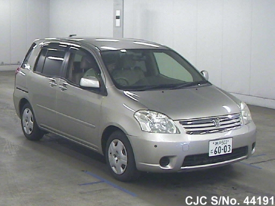 2003 Toyota / Raum Stock No. 44191