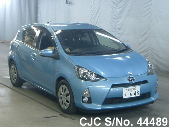 2012 Toyota / Aqua Stock No. 44489