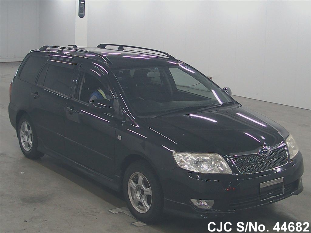 Toyota corolla fielder 2005