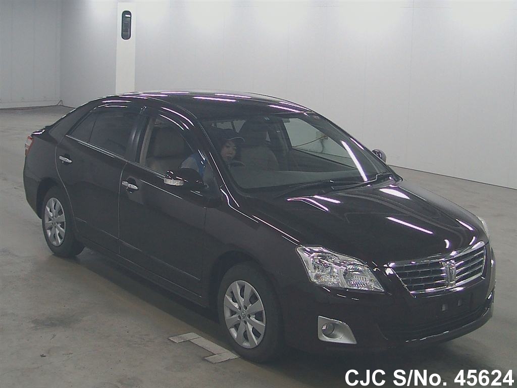 2011 toyota premio