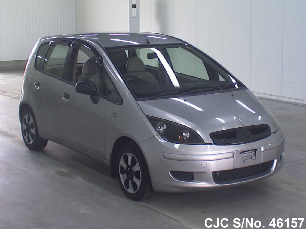 Mitsubishi colt 2002