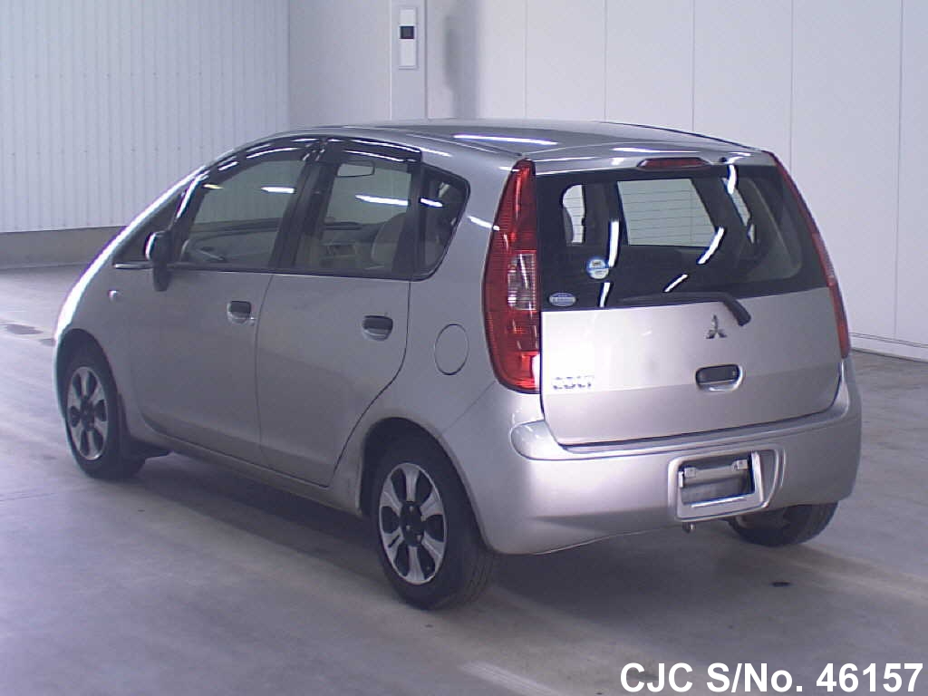 Mitsubishi colt 2002