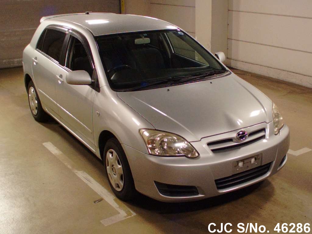 Toyota corolla runx 2005