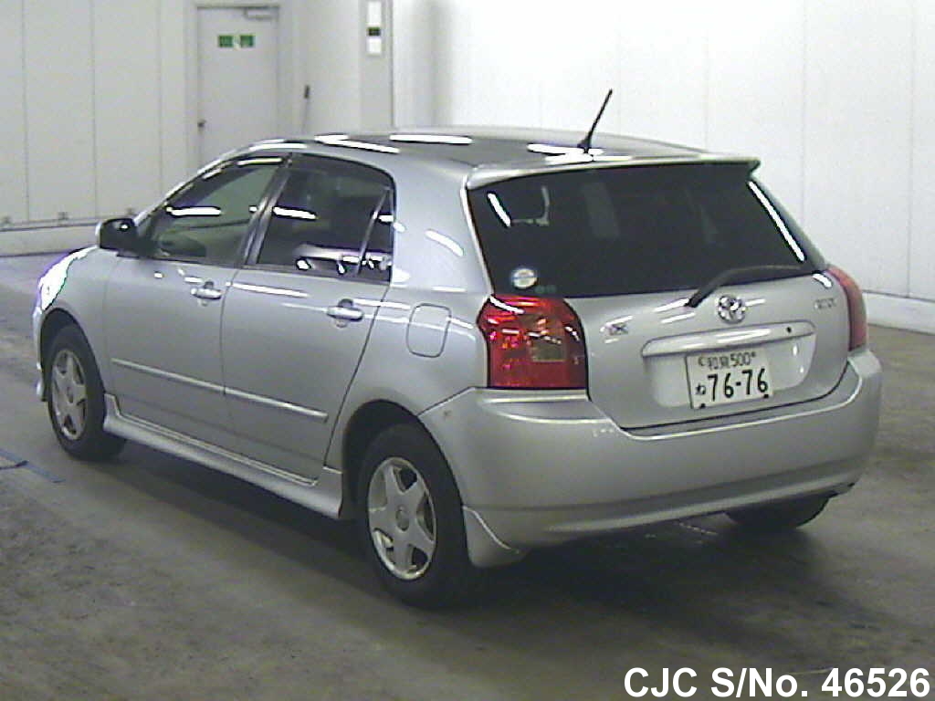 Toyota corolla runx 2001