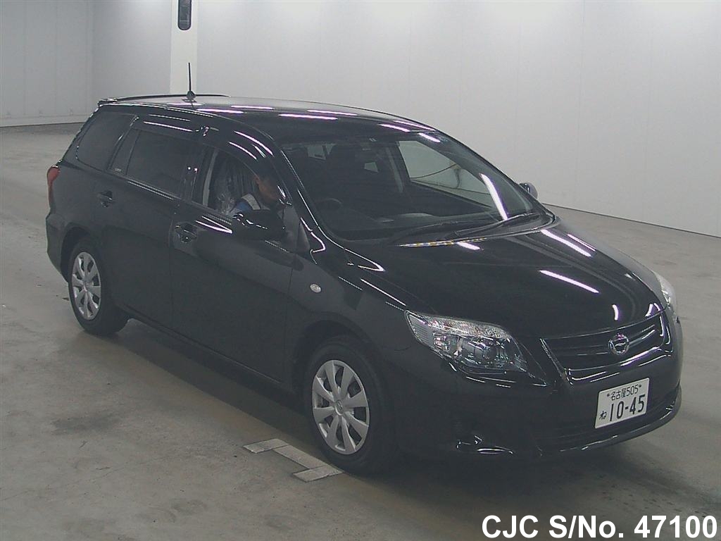 Toyota corolla fielder 2011