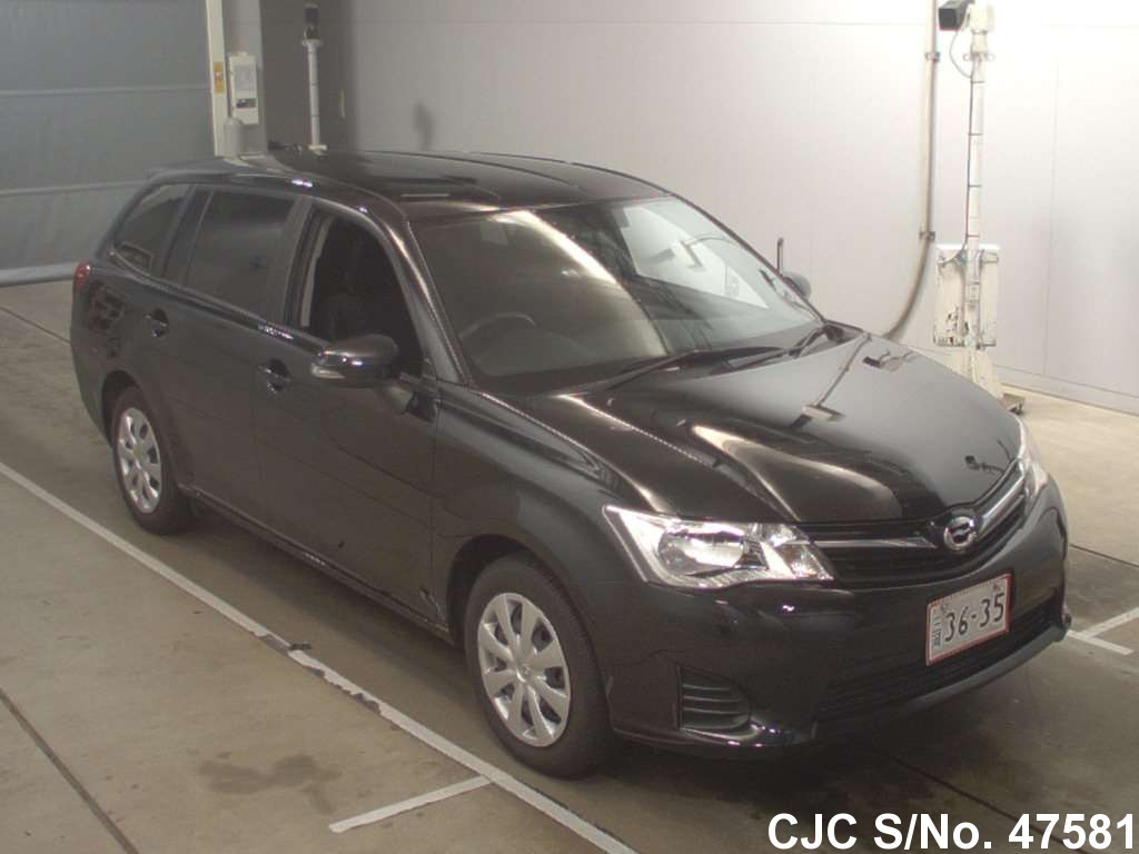 Toyota corolla fielder 2013