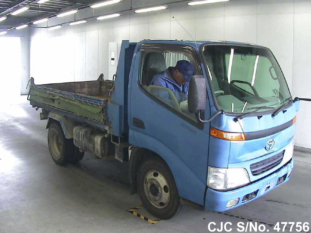 Toyota dyna 2000