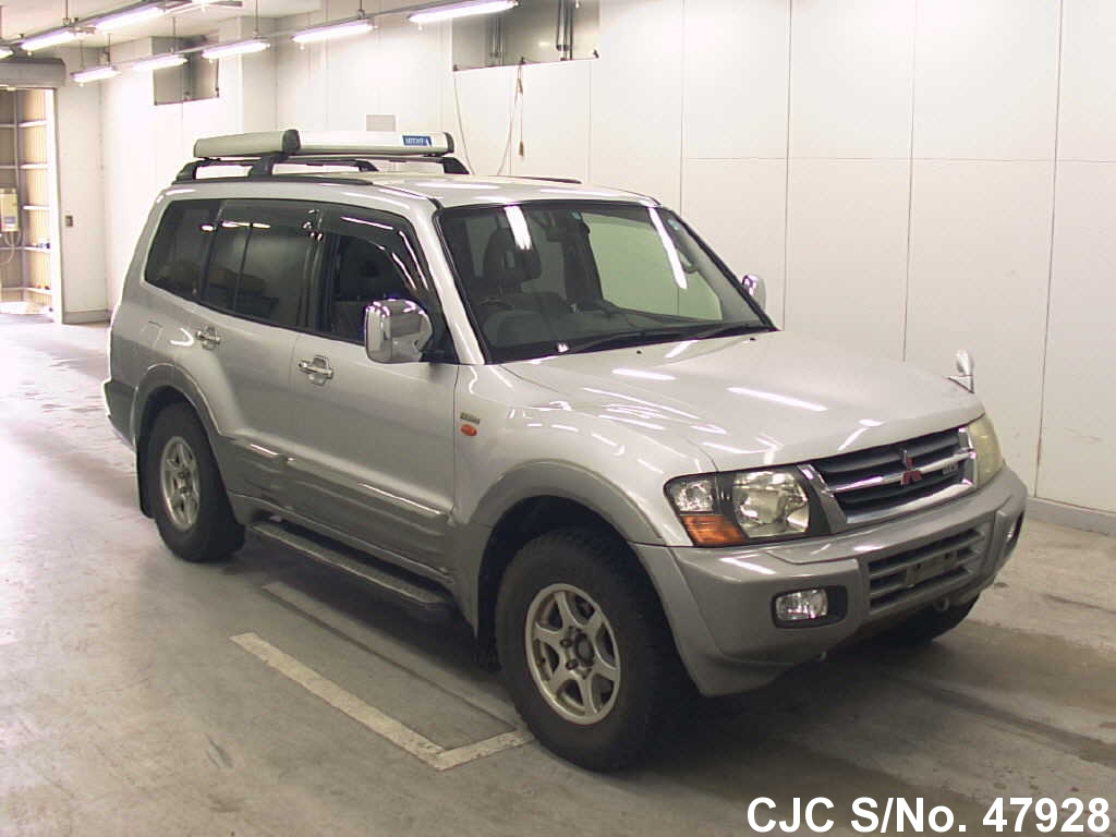 Mitsubishi pajero 2001 год