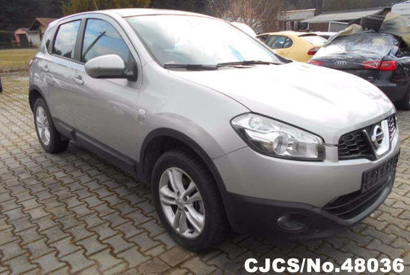 Nissan qashqai 2012 года