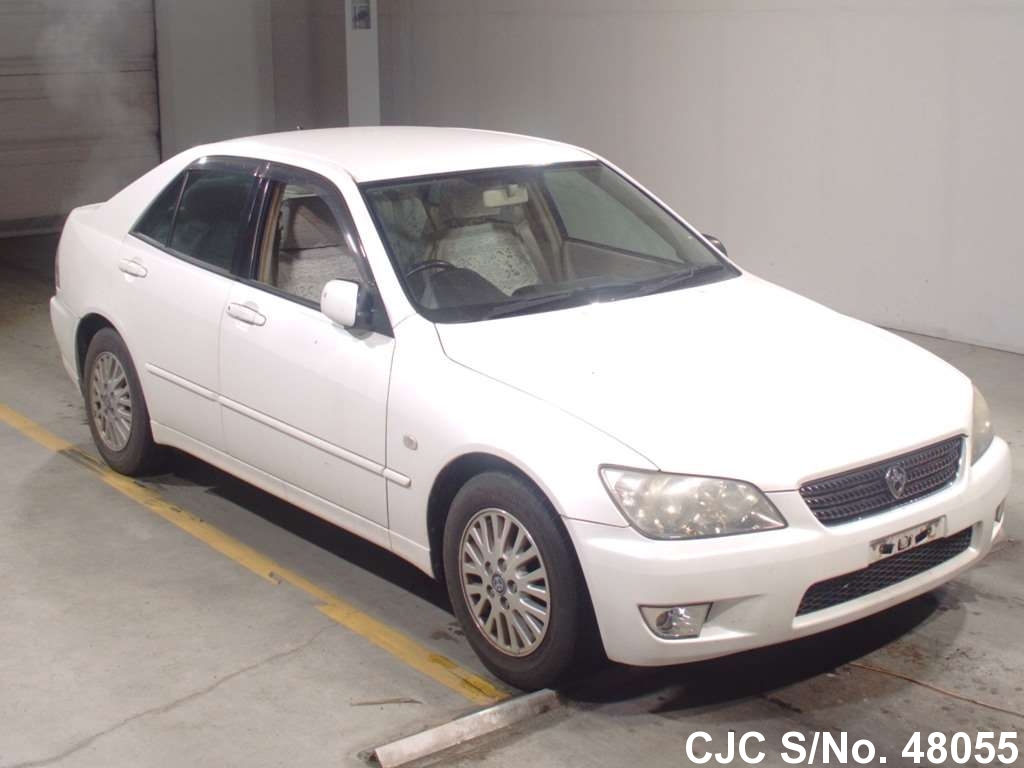 Toyota altezza 2003