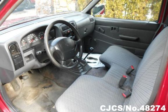 1997 nissan 2024 pickup interior