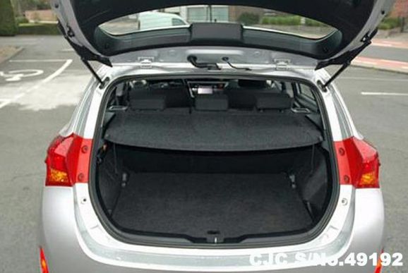 Bache protection coffre Toyota Auris II Touring Sports dal 07.2013- sur  mesure - Vente en ligne - MTMshop