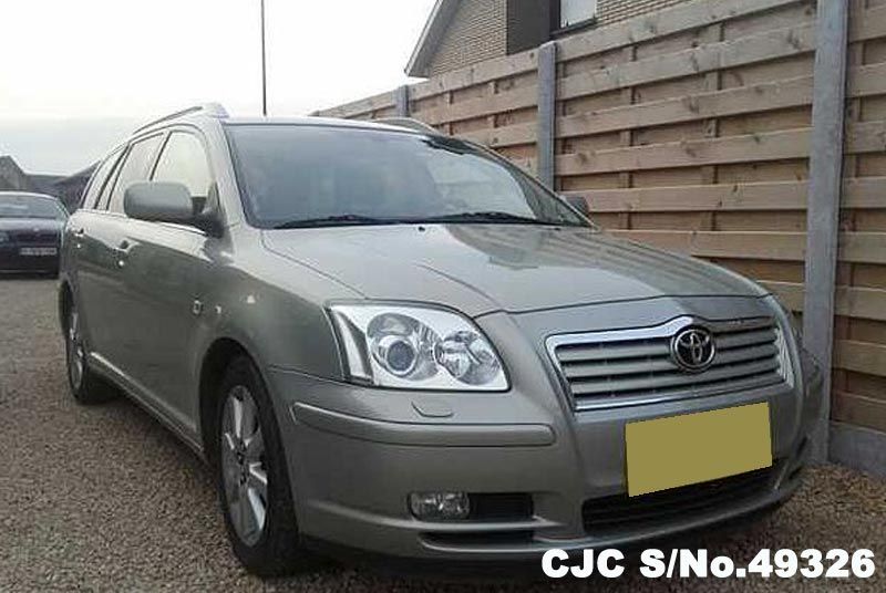 Toyota avensis 2006 год