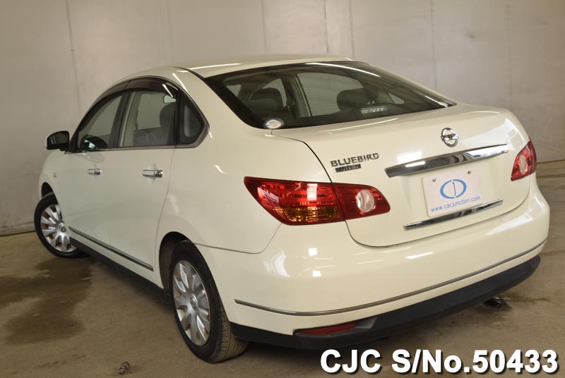 Nissan bluebird sylphy 2010