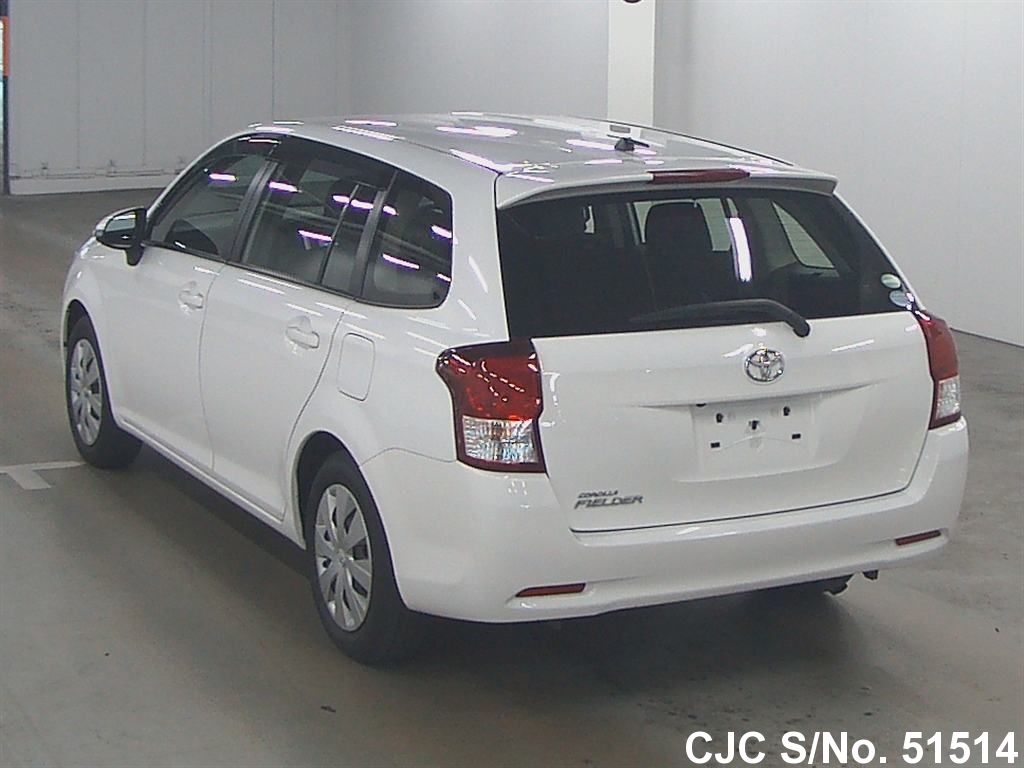 Toyota corolla fielder 2012