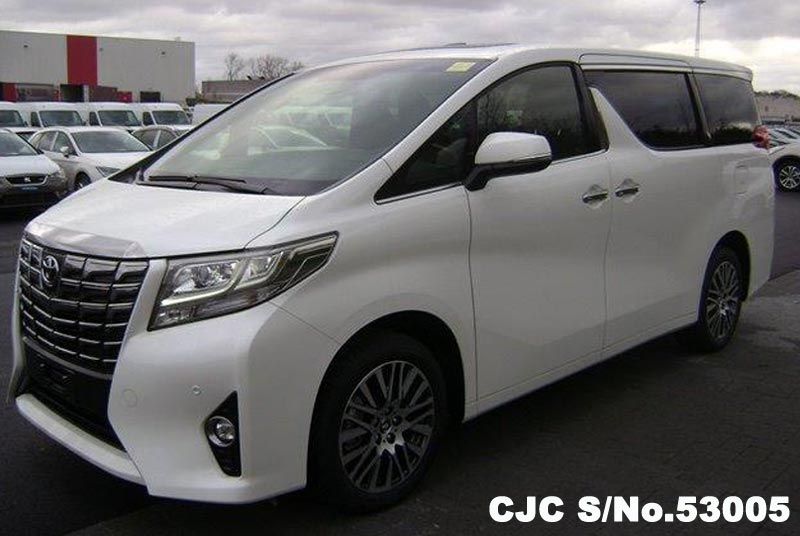 Toyota alphard 2017 года