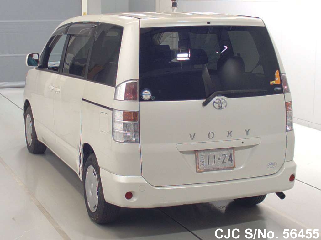 Toyota voxy 2001