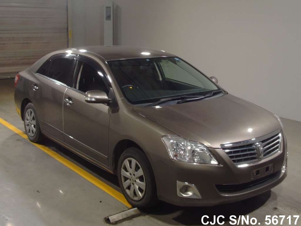 2011 toyota premio