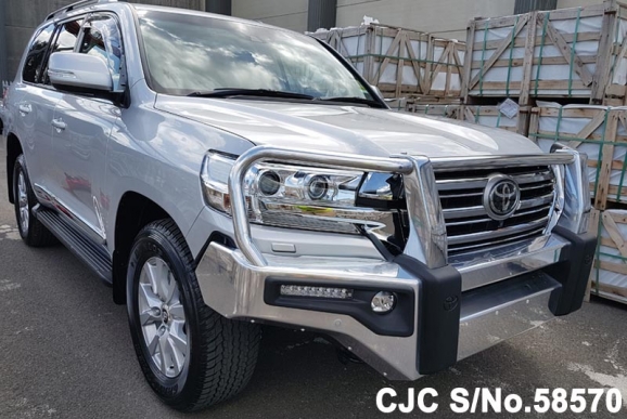 2017 Toyota / Land Cruiser Stock No. 58570